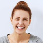 8 Consejos esenciales antes de ponerse implantes dentales - Clínica Frías, Implantes dentales en Barakaldo